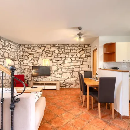 Viola Holiday home