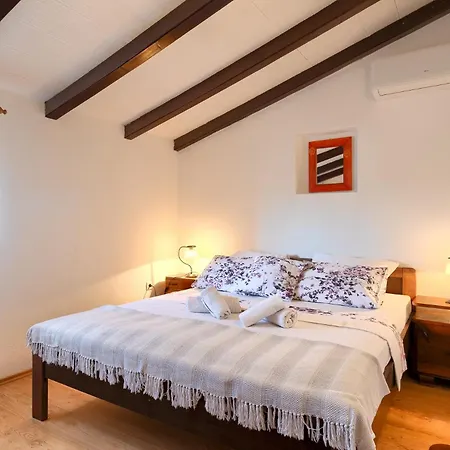 Viola Holiday home