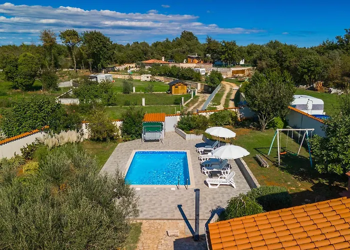 빌라 Viola 크르니카